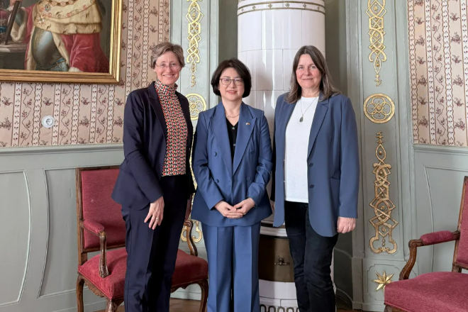 Generalkonsulin trifft die Rektorin der Universität Heidelberg, Frauke Melchior(9. März)