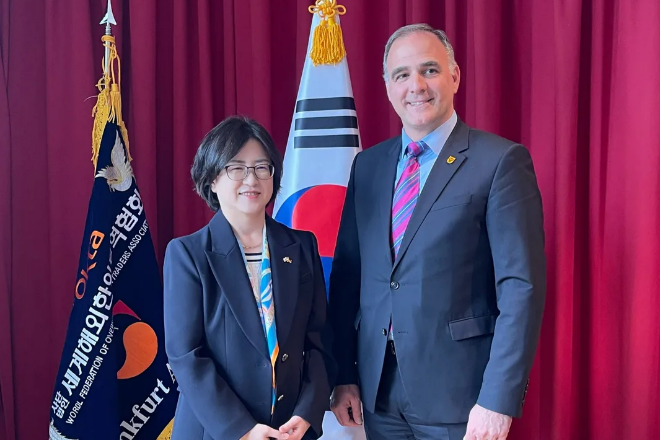 총영사, 옥타-슈발바흐시 MOU 서명식 참석(3.25.)